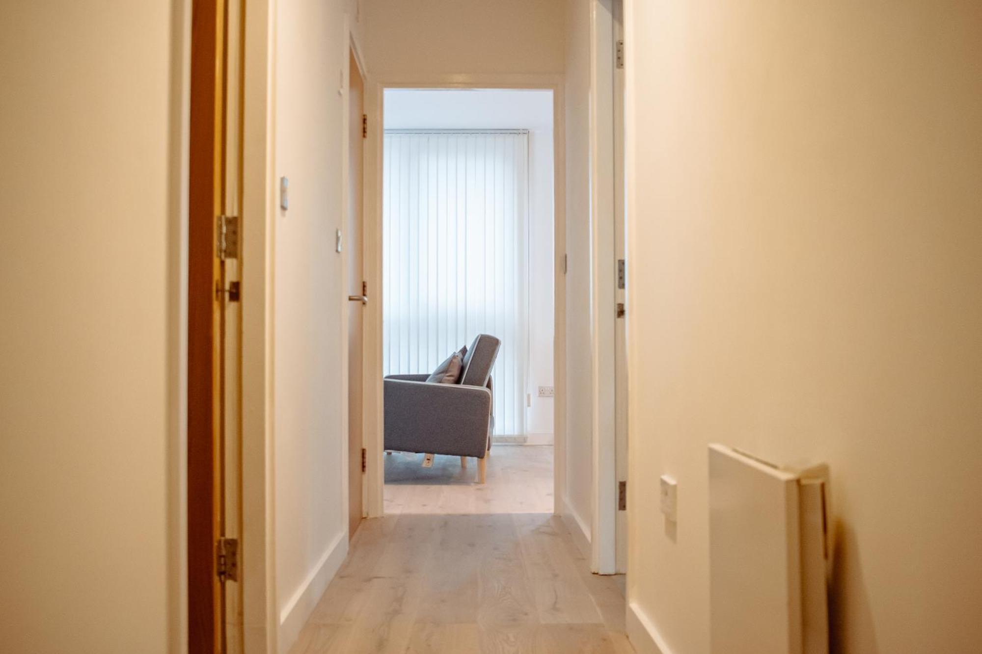 Central & Spacious, Sleeps 8, Perfect For Groups Leeds  Bagian luar foto