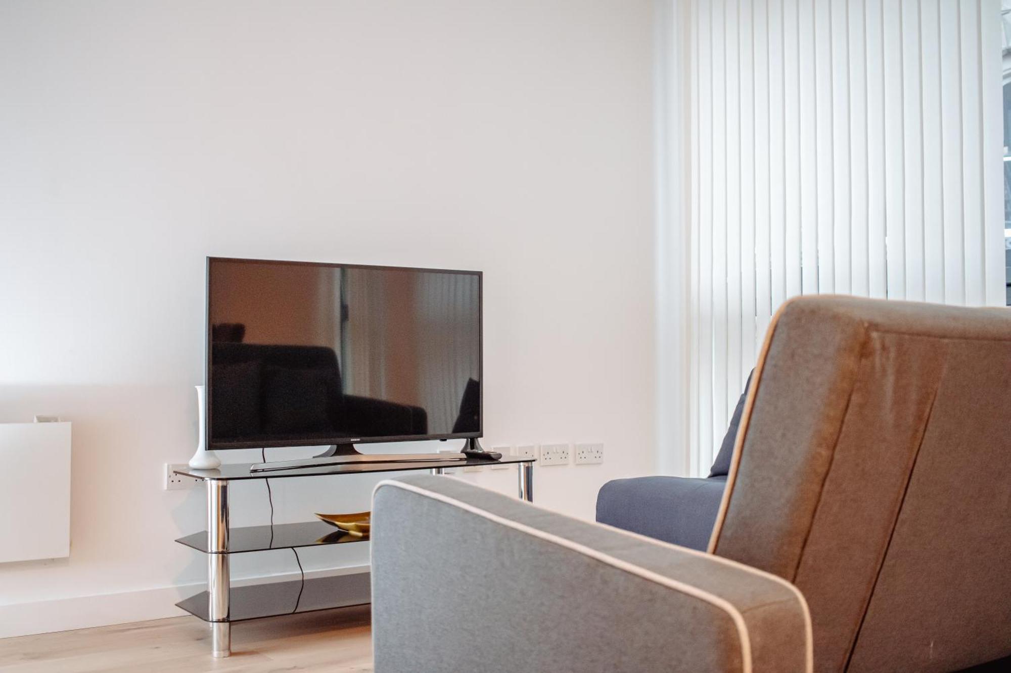 Central & Spacious, Sleeps 8, Perfect For Groups Leeds  Bagian luar foto